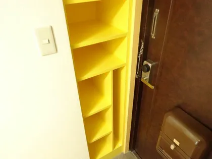 アネックス・シオガマ【3階】の玄関