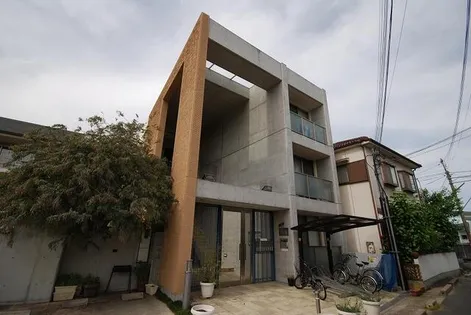 ラ・プルミエールサノ【3階】の外観