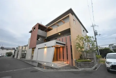 トゥリオ インの画像