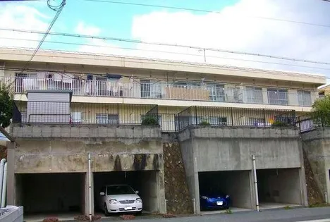 西新在家マンションの画像