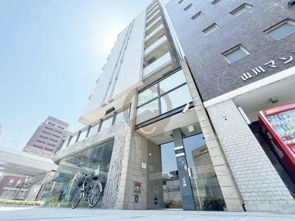 アーバンフラッツ湊町【5階】の外観