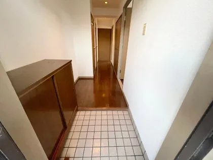 第3寺尾ビル【1階】の玄関