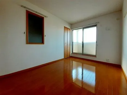 グラン フルール【2階】の居間