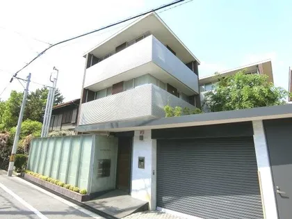 レジデンス桜庵【2階】の外観