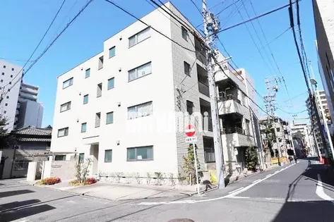 プレミール泉【1階】の外観