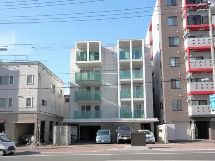 グランドサクセス中島公園【5階】の外観