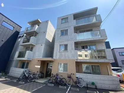 AMAZING ROSE SEASON1の画像