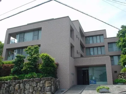兵庫県宝塚市雲雀丘山手1丁目【マンション】の外観
