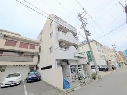 新栄ロイヤルハイツ【4階】の外観