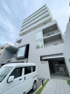 大阪府吹田市穂波町【マンション】の外観