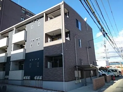 ロイヤルコート.花ノ木【1階】の外観