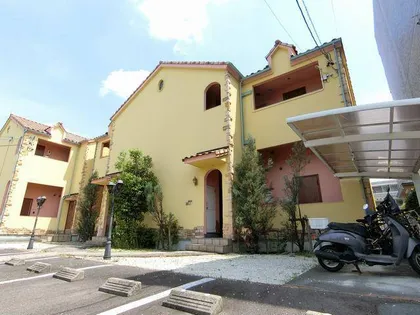 グラシアス A棟【2階】の外観