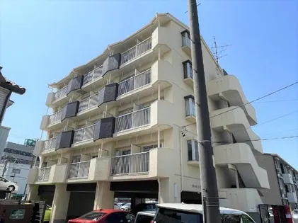 ビラ三秀中山の画像