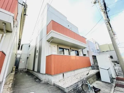 クレフラスト野並A棟【1階】の外観