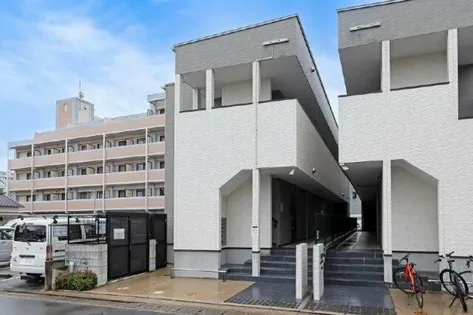 Cozy博多駅東【1階】の外観