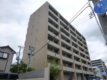 エスト茨木【4階】の外観
