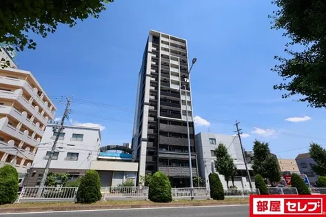 プレサンスNAGOYAファスト【5階】の外観