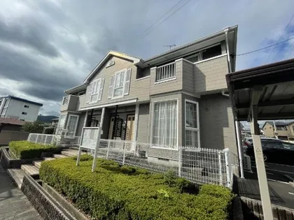 クレストール富沢【2階】の外観