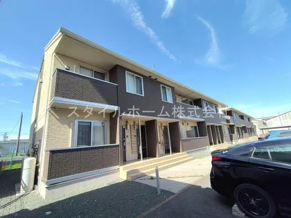 Strahl B【2階】の外観