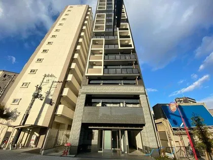 プレサンス難波フィールド【9階】の外観