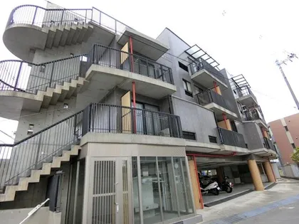 サウスウィング【311号室】の外観