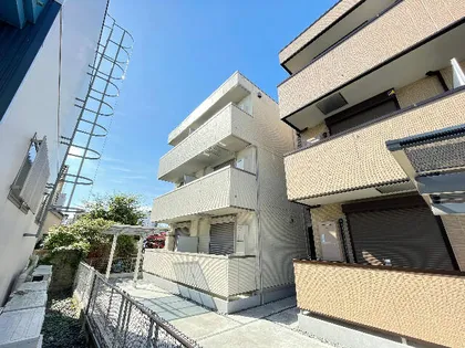 メゾンクレセントⅡ八田【2階】の外観