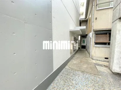 サニーサイド【3階】の玄関