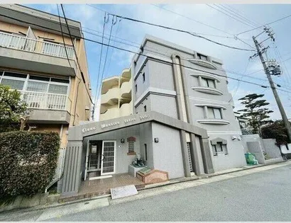 ライオンズマンションレディース汐路【4階】の外観