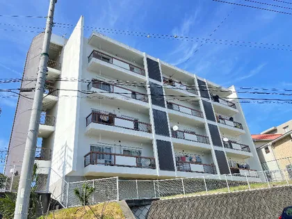 パークサイド作の山【3階】の外観