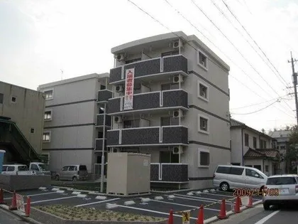 クレインアヴェニュー【3階】の外観