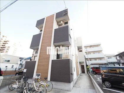 トレノハウス【2階】の外観