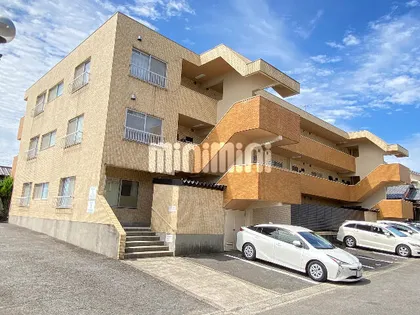 清城コーポラス【2階】の外観