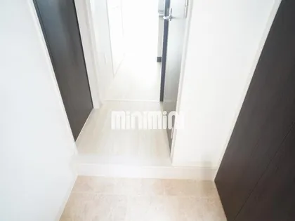 ステーションウエストタワー【5階】の玄関