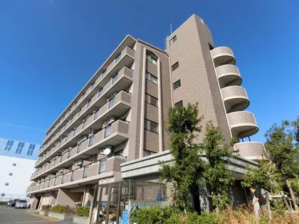 サウザンドマイルズアーク【5階】の外観