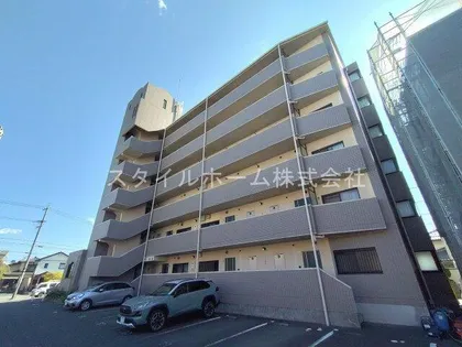 ビオス菰口の画像