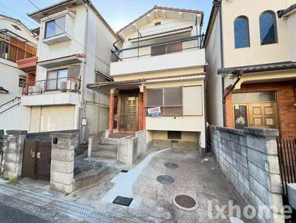 大阪府摂津市新在家2丁目【一戸建】の外観