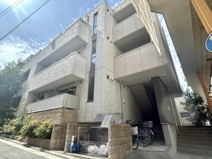 大阪府堺市西区鳳東町1丁【アパート】の外観