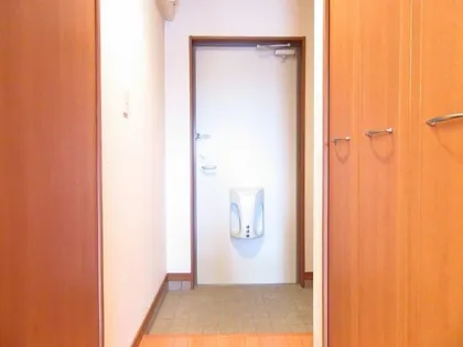 NOBLE Ⅱ【2階】の玄関