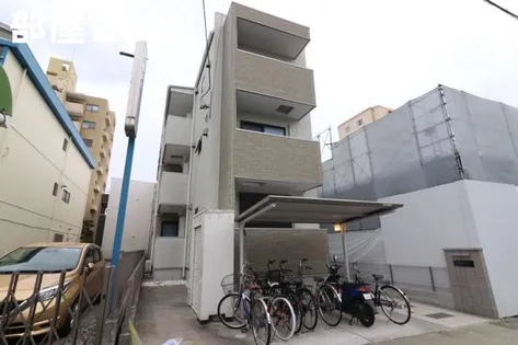 TRIUMPH名駅【1階】の外観