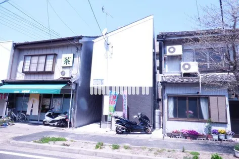 アコモ鳴海の画像