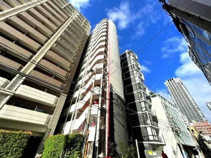 SERENiTE北浜【7階】の外観