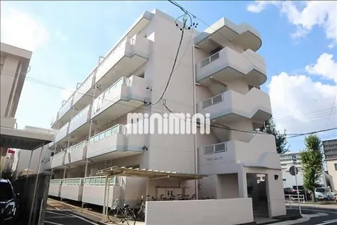 ファミール八代の画像