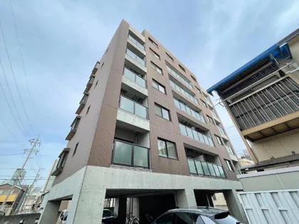 サンコート西日置【6階】の外観