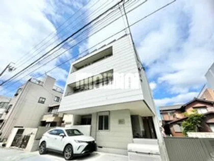 アクアフィールド【2階】の外観