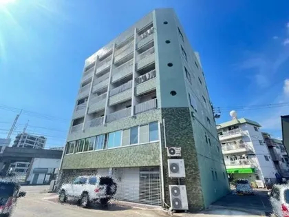 グリーンビル【3階】の外観