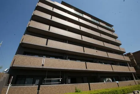 アルフォルス エムの画像