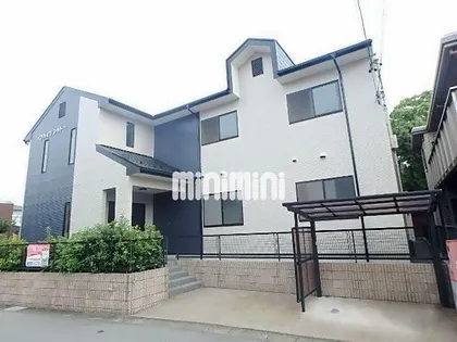 ペアハイツシャトー【2階】の外観