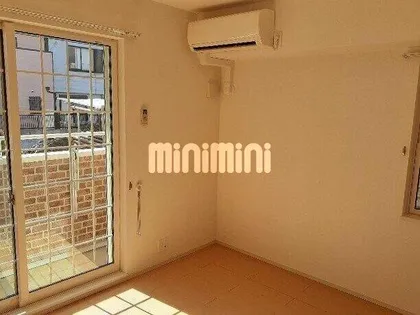 アンジュ八田【1階】の居間