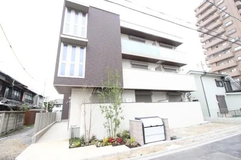 シャーメゾン イ エストの画像