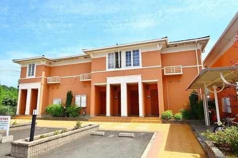 ウイズダムパレスA【1階】の外観